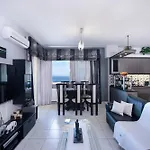 Elegance Sea View *
