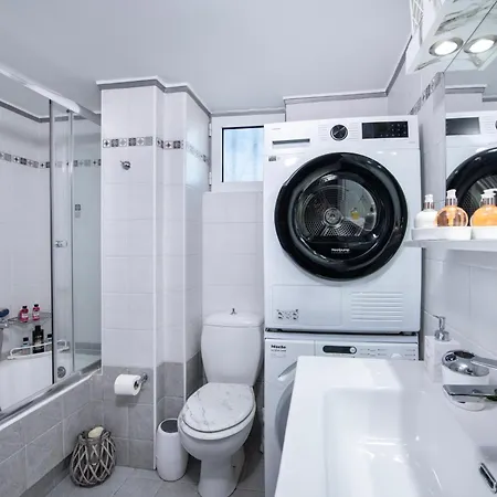 Elegance Sea View 公寓 罗希姆诺